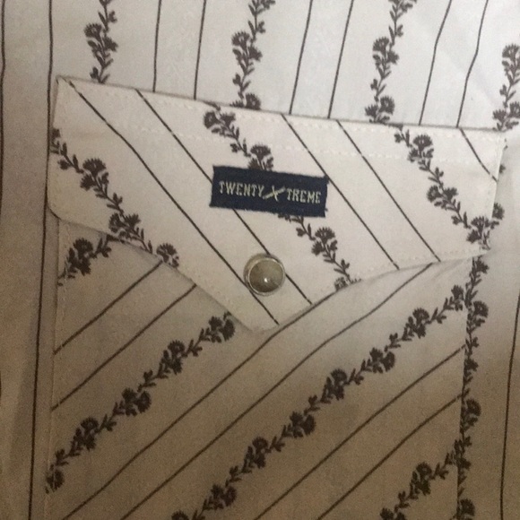 Men’s Long Sleeve Western Shirt. Perfect addition for Fall wardrobe. - Picture 3 of 6